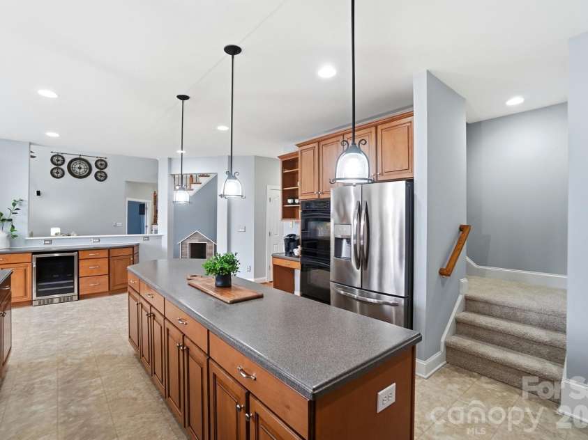 8205 Sturminster Drive, Waxhaw, NC 28173.  MLS# CAR4350070, YatesRealty ID 4887. 