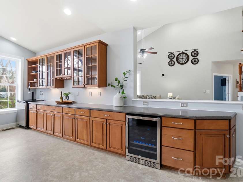 8205 Sturminster Drive, Waxhaw, NC 28173.  MLS# CAR4350070, YatesRealty ID 4887. 