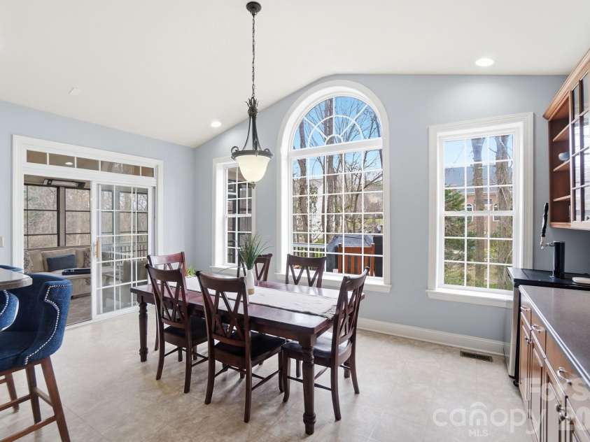 8205 Sturminster Drive, Waxhaw, NC 28173.  MLS# CAR4350070, YatesRealty ID 4887. 