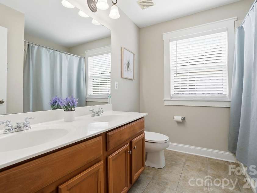 8205 Sturminster Drive, Waxhaw, NC 28173.  MLS# CAR4350070, YatesRealty ID 4887. 