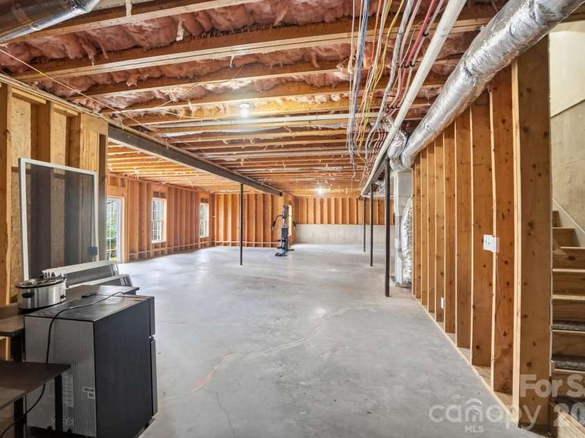 8205 Sturminster Drive, Waxhaw, NC 28173.  MLS# CAR4350070, YatesRealty ID 4887. 