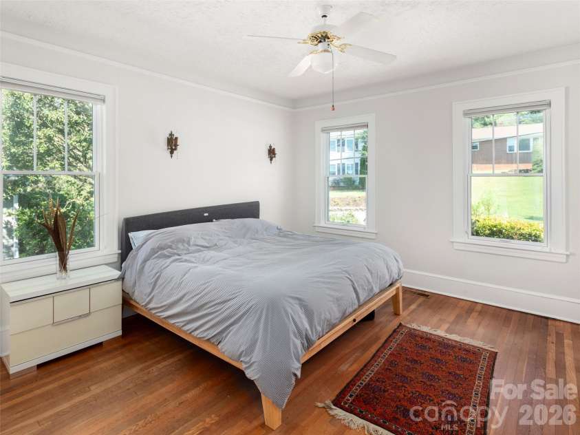 65 Longview Road, Asheville, NC 28806.  MLS# CAR4418878, YatesRealty ID 48872. 