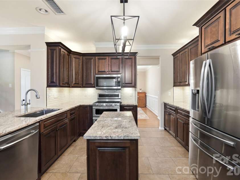 14720 Bridle Trace Lane, Pineville, NC 28134.  MLS# CAR4420772, YatesRealty ID 48873. 