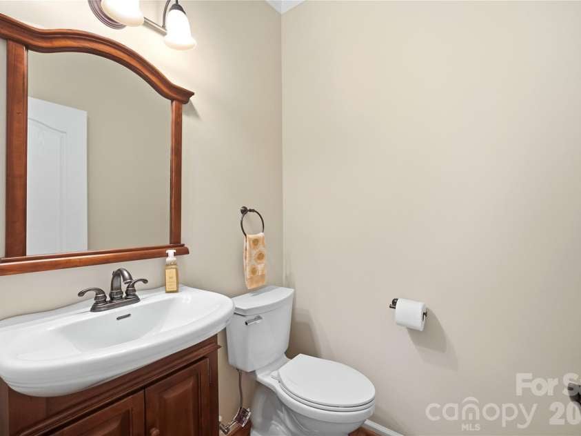 14720 Bridle Trace Lane, Pineville, NC 28134.  MLS# CAR4420772, YatesRealty ID 48873. 