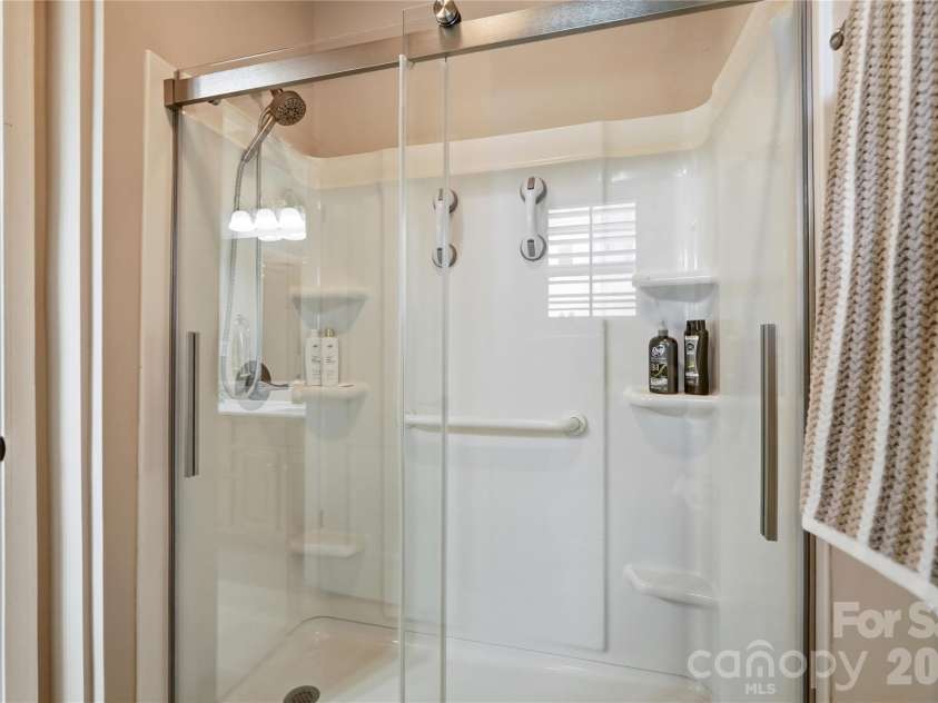 14720 Bridle Trace Lane, Pineville, NC 28134.  MLS# CAR4420772, YatesRealty ID 48873. 