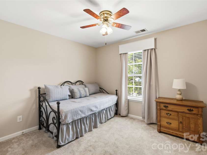 14720 Bridle Trace Lane, Pineville, NC 28134.  MLS# CAR4420772, YatesRealty ID 48873. 
