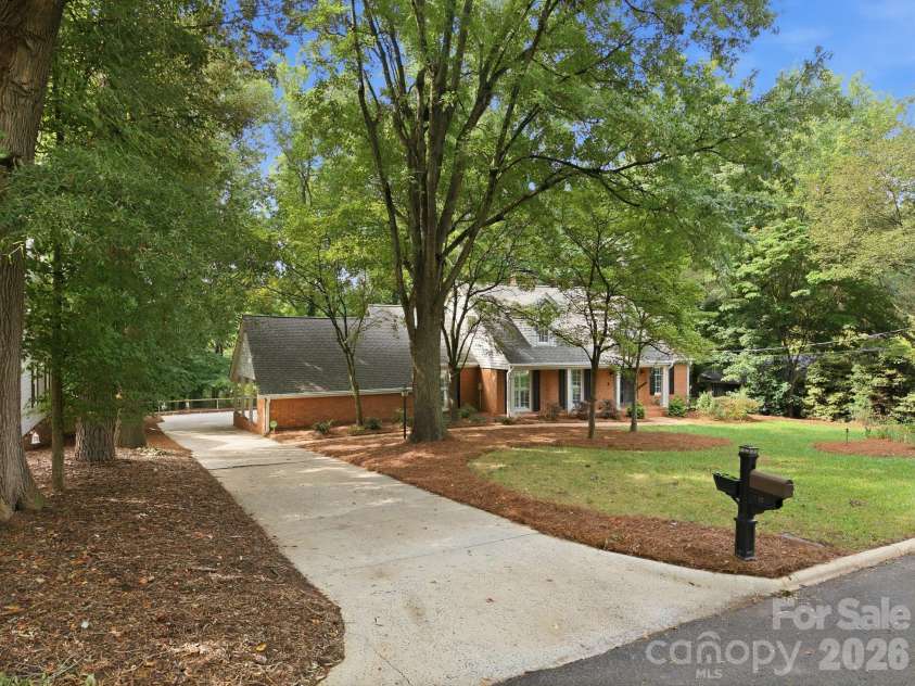 217 Sheridan Drive, Salisbury, NC 28144.  MLS# CAR4421702, YatesRealty ID 48875. 