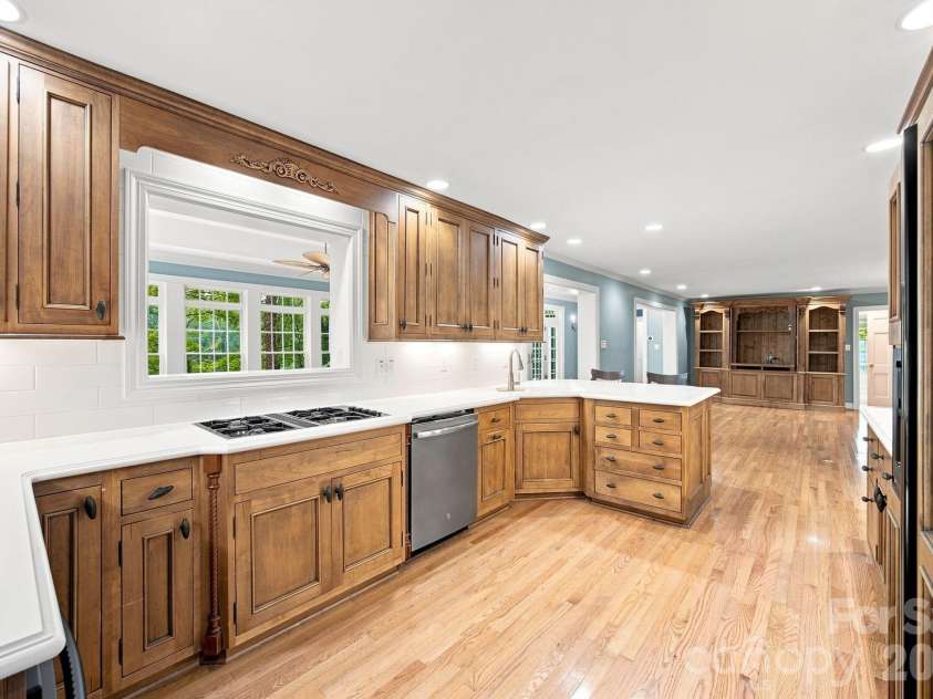 217 Sheridan Drive, Salisbury, NC 28144.  MLS# CAR4421702, YatesRealty ID 48875. 
