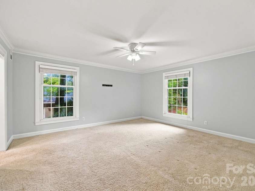 217 Sheridan Drive, Salisbury, NC 28144.  MLS# CAR4421702, YatesRealty ID 48875. 