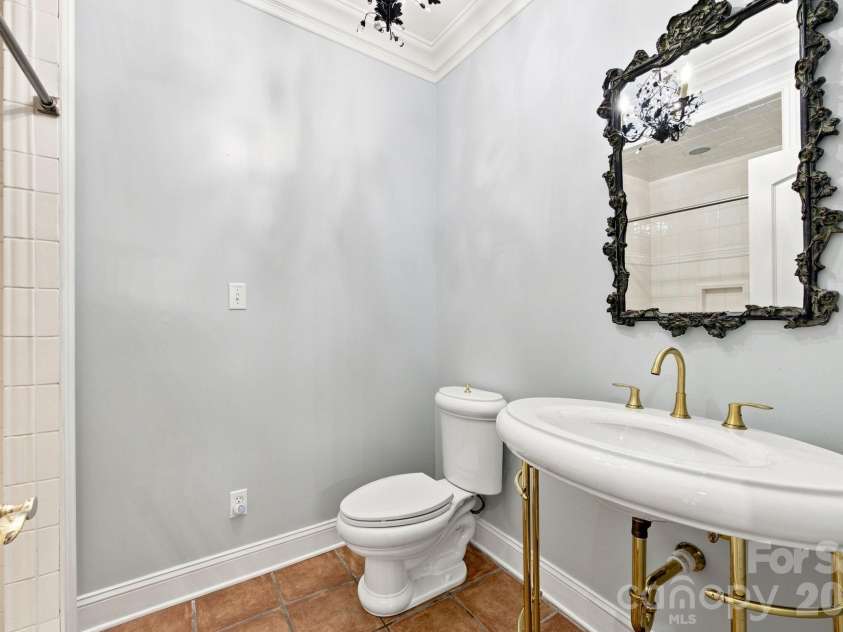 217 Sheridan Drive, Salisbury, NC 28144.  MLS# CAR4421702, YatesRealty ID 48875. 