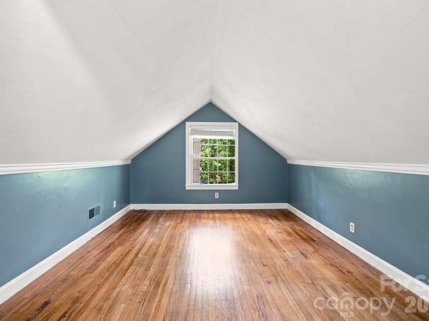 217 Sheridan Drive, Salisbury, NC 28144.  MLS# CAR4421702, YatesRealty ID 48875. 