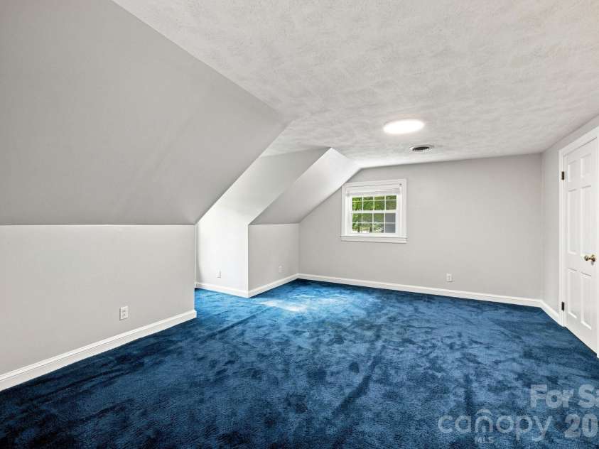 217 Sheridan Drive, Salisbury, NC 28144.  MLS# CAR4421702, YatesRealty ID 48875. 