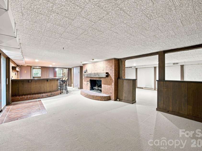 217 Sheridan Drive, Salisbury, NC 28144.  MLS# CAR4421702, YatesRealty ID 48875. 