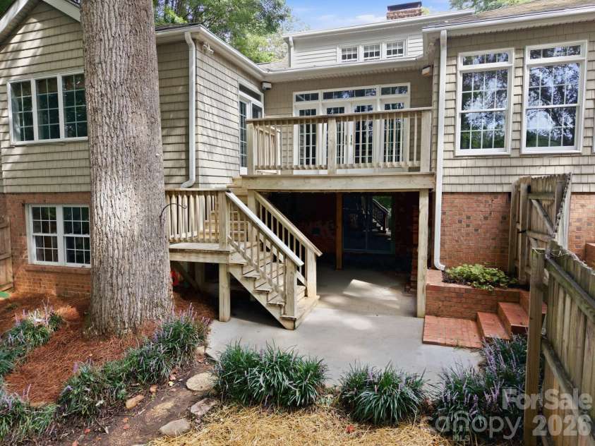 217 Sheridan Drive, Salisbury, NC 28144.  MLS# CAR4421702, YatesRealty ID 48875. 