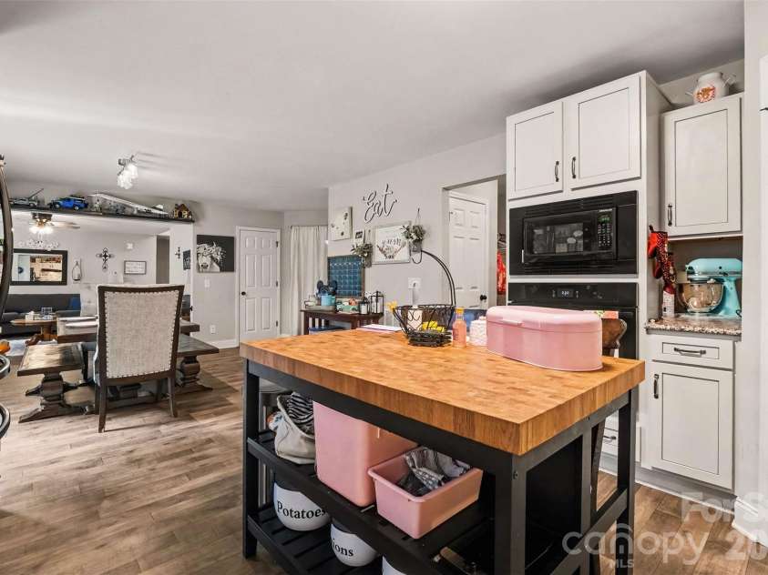6705 Long Island Road, Catawba, NC 28609.  MLS# CAR4420553, YatesRealty ID 48876. 