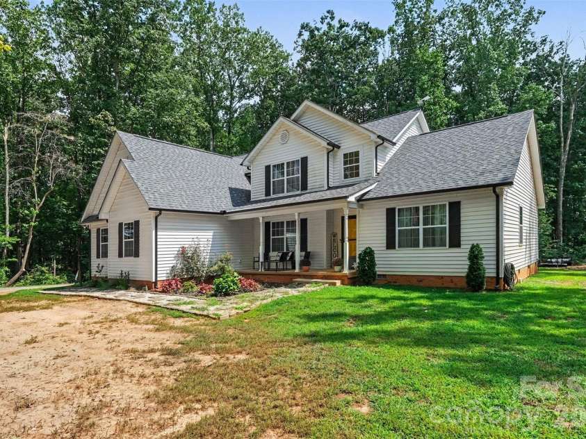 6705 Long Island Road, Catawba, NC 28609.  MLS# CAR4420553, YatesRealty ID 48876. 