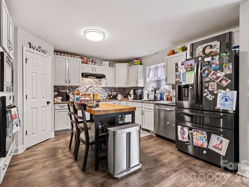 6705 Long Island Road, Catawba, NC 28609.  MLS# CAR4420553, YatesRealty ID 48876. 