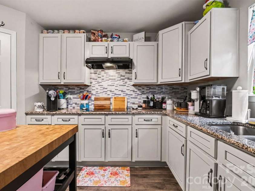 6705 Long Island Road, Catawba, NC 28609.  MLS# CAR4420553, YatesRealty ID 48876. 
