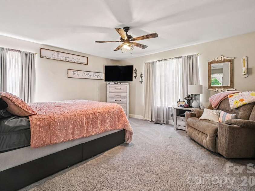 6705 Long Island Road, Catawba, NC 28609.  MLS# CAR4420553, YatesRealty ID 48876. 
