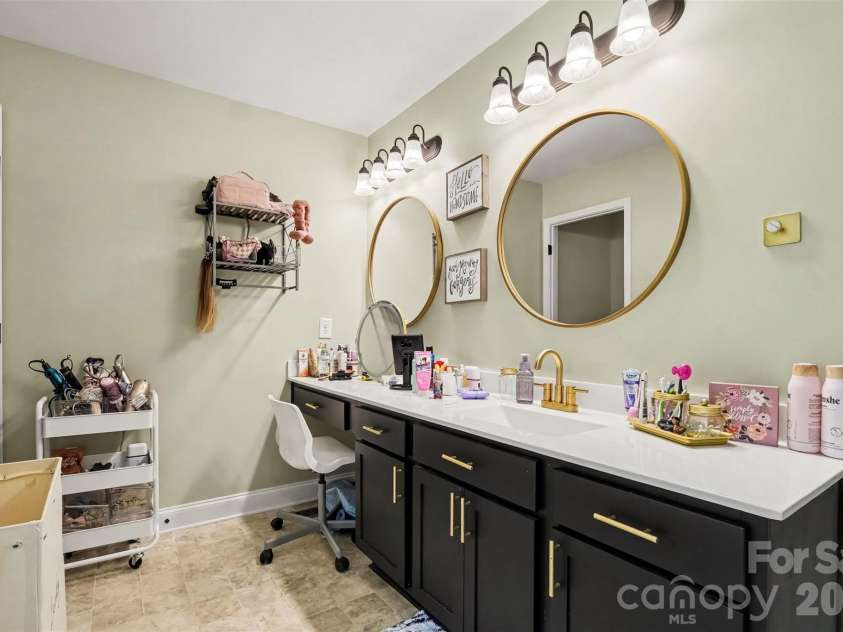 6705 Long Island Road, Catawba, NC 28609.  MLS# CAR4420553, YatesRealty ID 48876. 