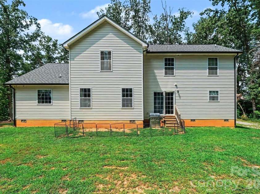6705 Long Island Road, Catawba, NC 28609.  MLS# CAR4420553, YatesRealty ID 48876. 