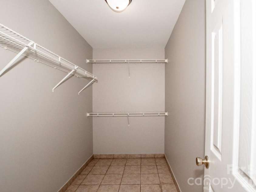 7605 Wynstone Ridge Circle, Huntersville, NC 28078.  MLS# CAR4421320, YatesRealty ID 48877. 