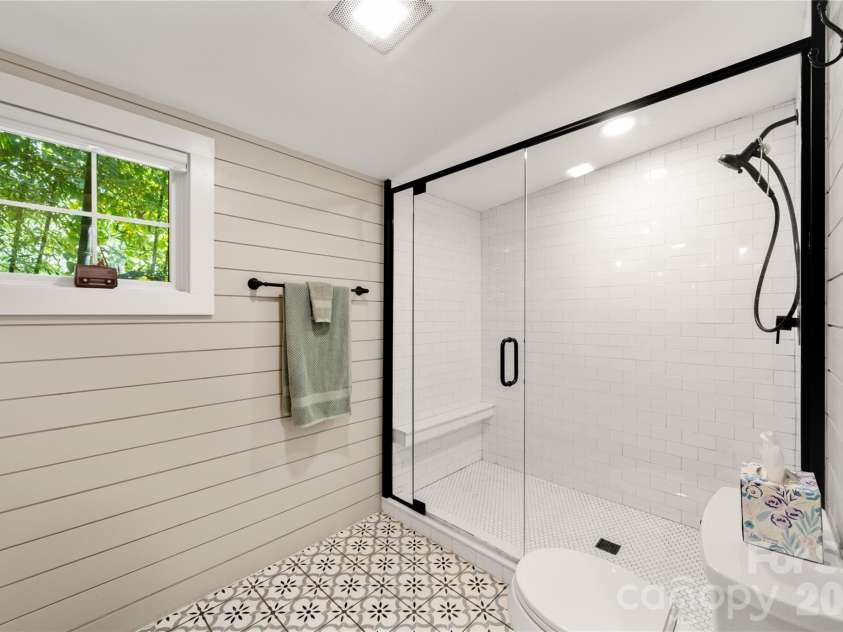 101 Olney Road, Asheville, NC 28806.  MLS# CAR4421259, YatesRealty ID 48879. Sparking tile and so spacious