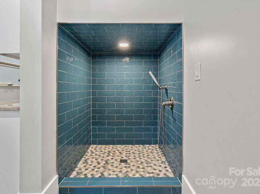 231 Barber Loop, Mooresville, NC 28117.  MLS# CAR4327820, YatesRealty ID 4888. 