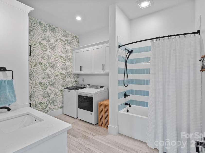 231 Barber Loop, Mooresville, NC 28117.  MLS# CAR4327820, YatesRealty ID 4888. 