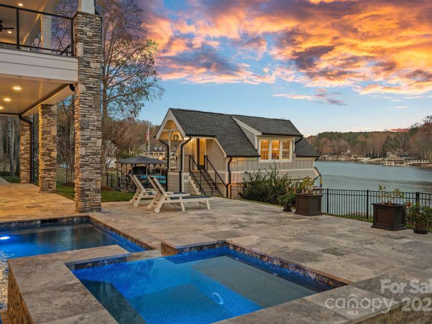 231 Barber Loop, Mooresville, NC 28117.  MLS# CAR4327820, YatesRealty ID 4888. 