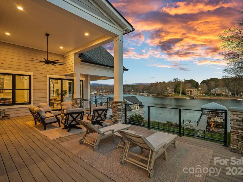 231 Barber Loop, Mooresville, NC 28117.  MLS# CAR4327820, YatesRealty ID 4888. 