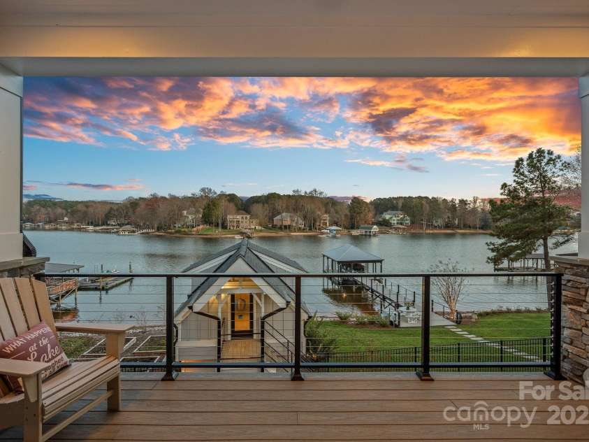 231 Barber Loop, Mooresville, NC 28117.  MLS# CAR4327820, YatesRealty ID 4888. 