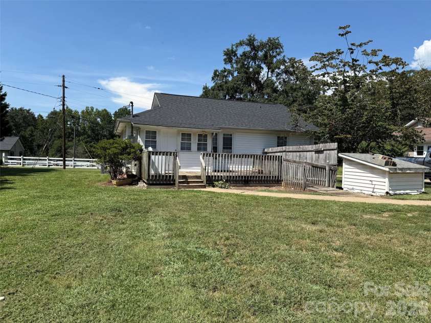 630 Boss Moore Road, Ellenboro, NC 28040.  MLS# CAR4421681, YatesRealty ID 48886. 