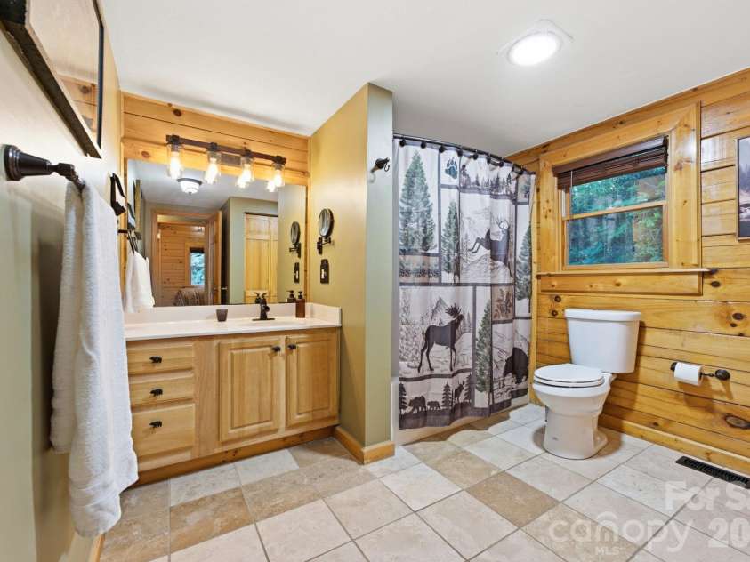 291 Appalachian Trail, Maggie Valley, NC 28751.  MLS# CAR4419946, YatesRealty ID 48888. 