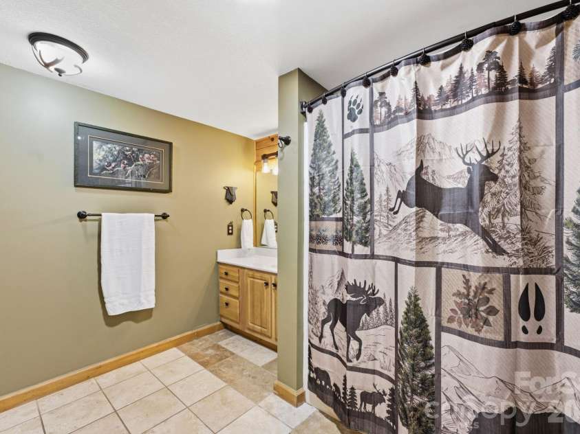 291 Appalachian Trail, Maggie Valley, NC 28751.  MLS# CAR4419946, YatesRealty ID 48888. 