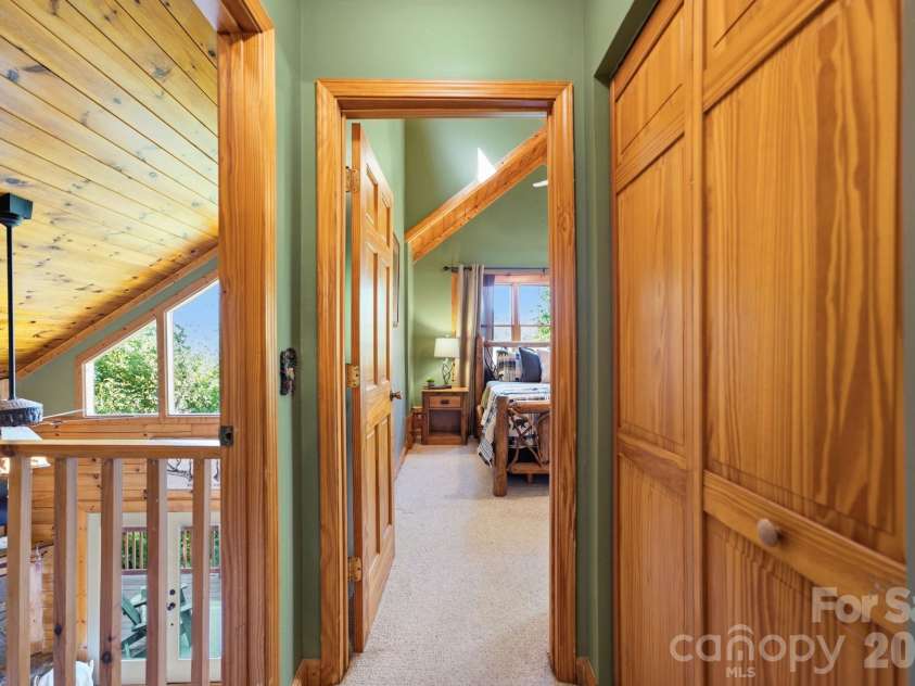 291 Appalachian Trail, Maggie Valley, NC 28751.  MLS# CAR4419946, YatesRealty ID 48888. 