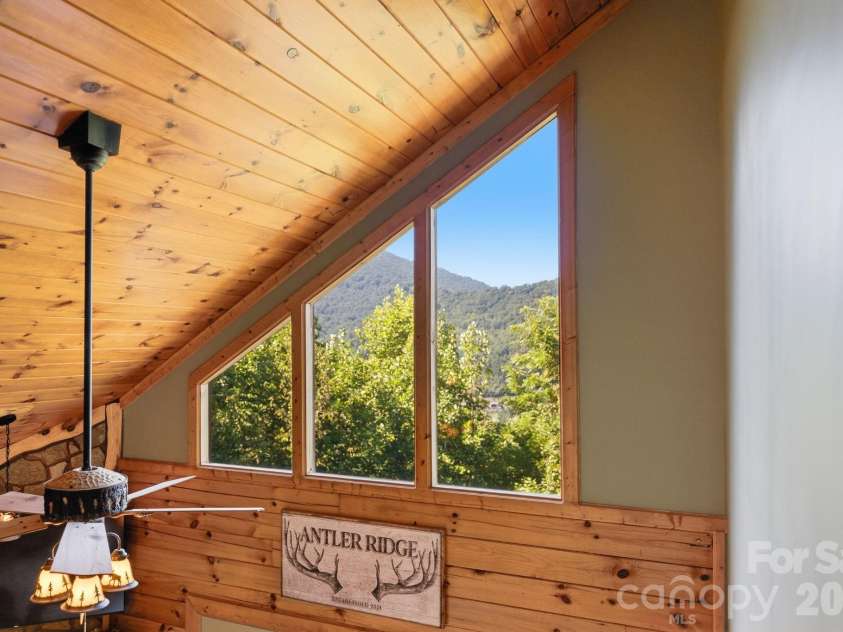 291 Appalachian Trail, Maggie Valley, NC 28751.  MLS# CAR4419946, YatesRealty ID 48888. 