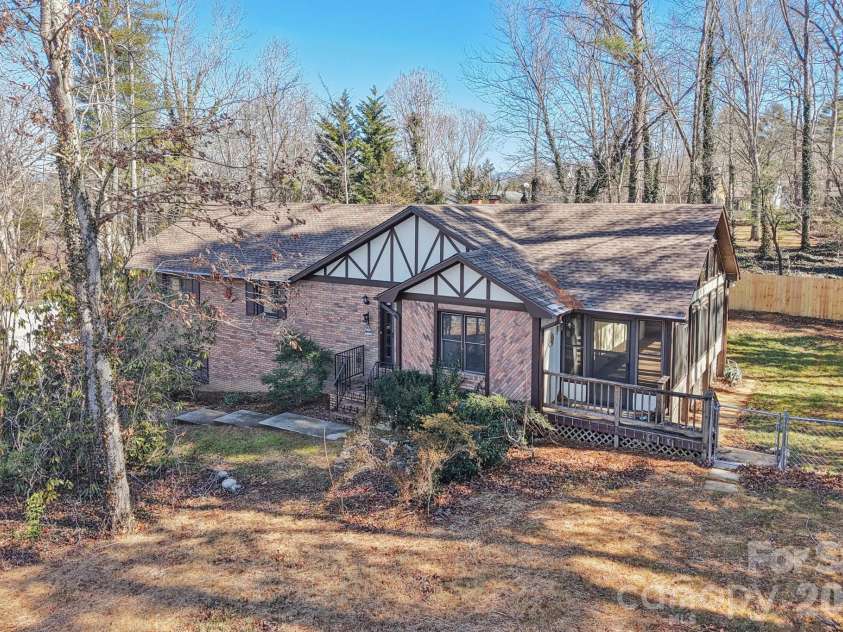 148 Lower Christ School Road, Fletcher, NC 28732.  MLS# CAR4347020, YatesRealty ID 4889. 