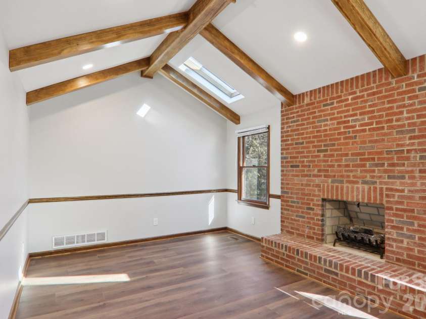 148 Lower Christ School Road, Fletcher, NC 28732.  MLS# CAR4347020, YatesRealty ID 4889. 