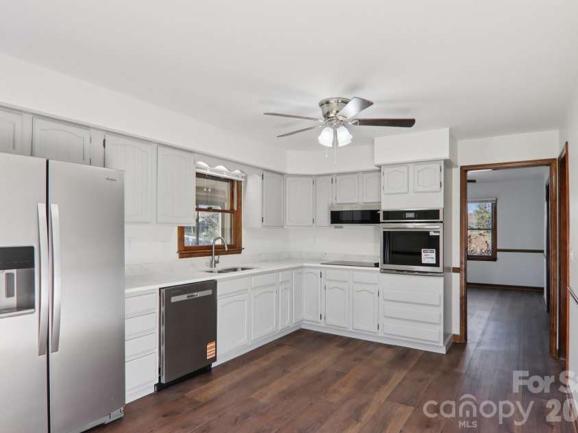 148 Lower Christ School Road, Fletcher, NC 28732.  MLS# CAR4347020, YatesRealty ID 4889. 