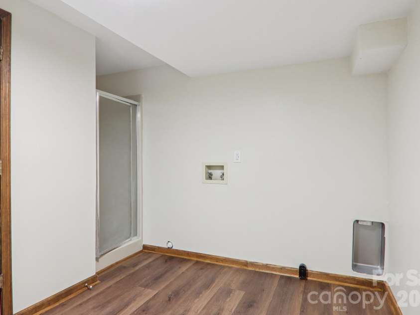 148 Lower Christ School Road, Fletcher, NC 28732.  MLS# CAR4347020, YatesRealty ID 4889. Basement Laundry / Bathroom