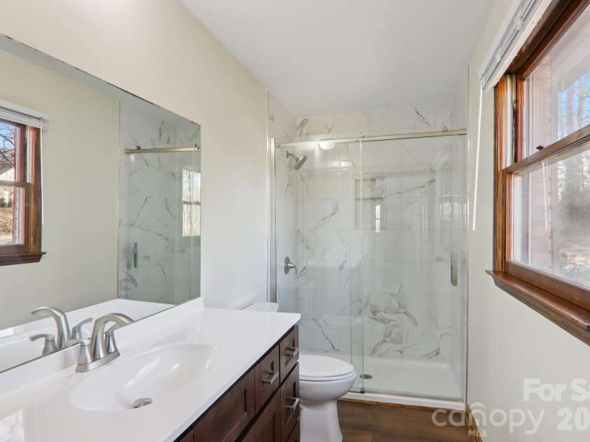 148 Lower Christ School Road, Fletcher, NC 28732.  MLS# CAR4347020, YatesRealty ID 4889. Primary Bathroom