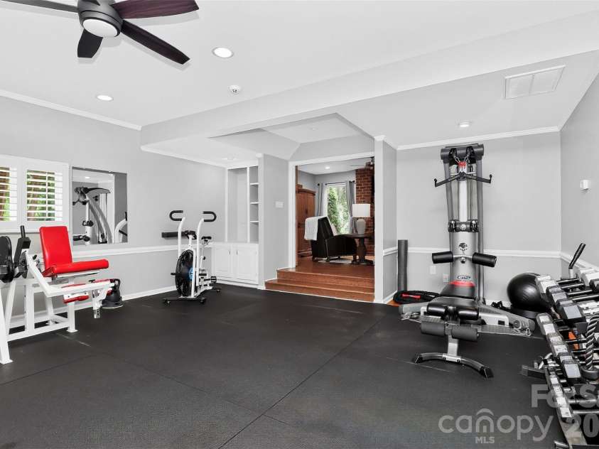 6014 Lake Providence Lane, Charlotte, NC 28277.  MLS# CAR4417840, YatesRealty ID 48890. 