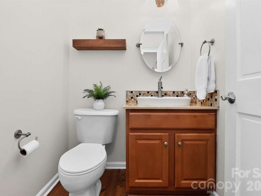6014 Lake Providence Lane, Charlotte, NC 28277.  MLS# CAR4417840, YatesRealty ID 48890. 