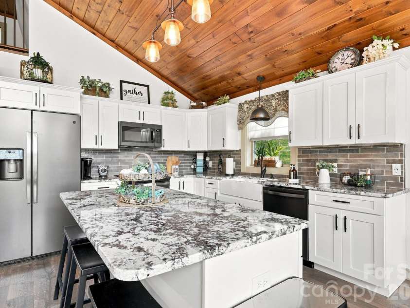 341 Riverbend Road, Troy, NC 27371.  MLS# CAR4419110, YatesRealty ID 48893. 