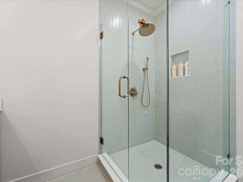 724 Grand Laurel Way, Brasstown, NC 28902.  MLS# CAR4420010, YatesRealty ID 48894. 