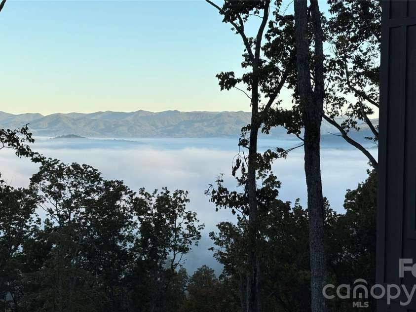 724 Grand Laurel Way, Brasstown, NC 28902.  MLS# CAR4420010, YatesRealty ID 48894. 