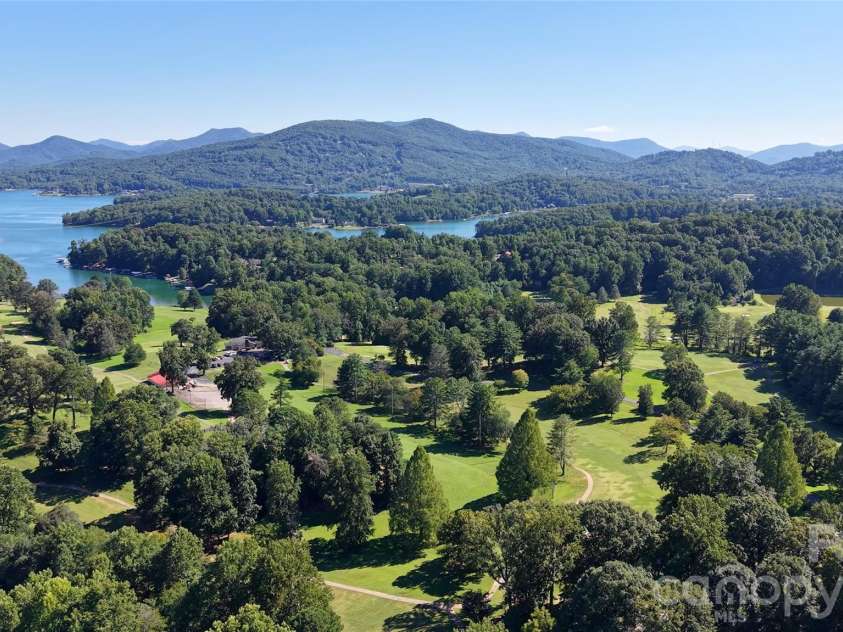 724 Grand Laurel Way, Brasstown, NC 28902.  MLS# CAR4420010, YatesRealty ID 48894. 