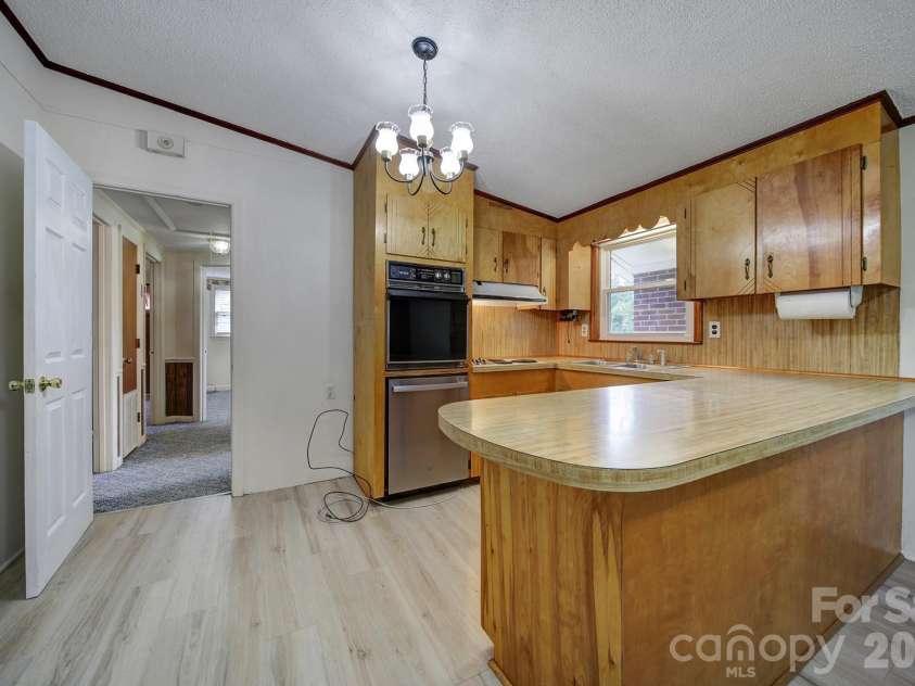 15884 State Highway 200 Highway, Great Falls, SC 29055.  MLS# CAR4421543, YatesRealty ID 48895. 