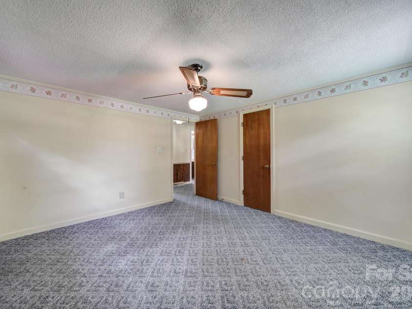 15884 State Highway 200 Highway, Great Falls, SC 29055.  MLS# CAR4421543, YatesRealty ID 48895. 